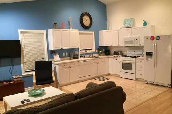 218-220 East Poplar Ave. Suite 202