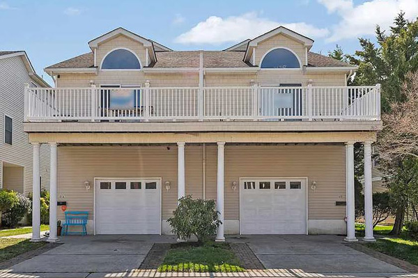 310 East Maple Avenue – Unit A