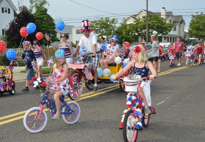 independence day family parade