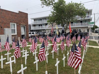 Wildwood Memorial Day Ceremony flags on the lawn