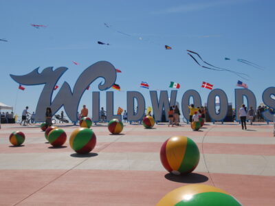 Kites and Wildwood Sign