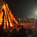 Family Holiday Bonfire ()